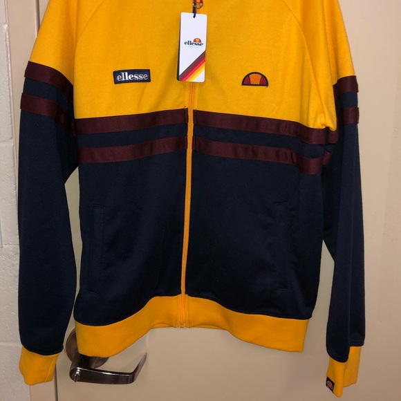 Ellesse Track Jacket - Picture 3 of 3